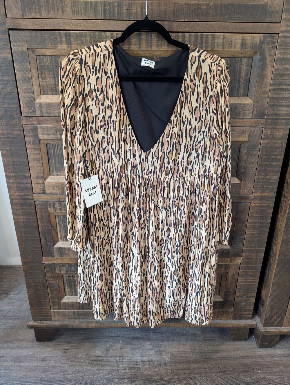 BNWT Aritzia Sunday Best Cheetah print (retails $110)